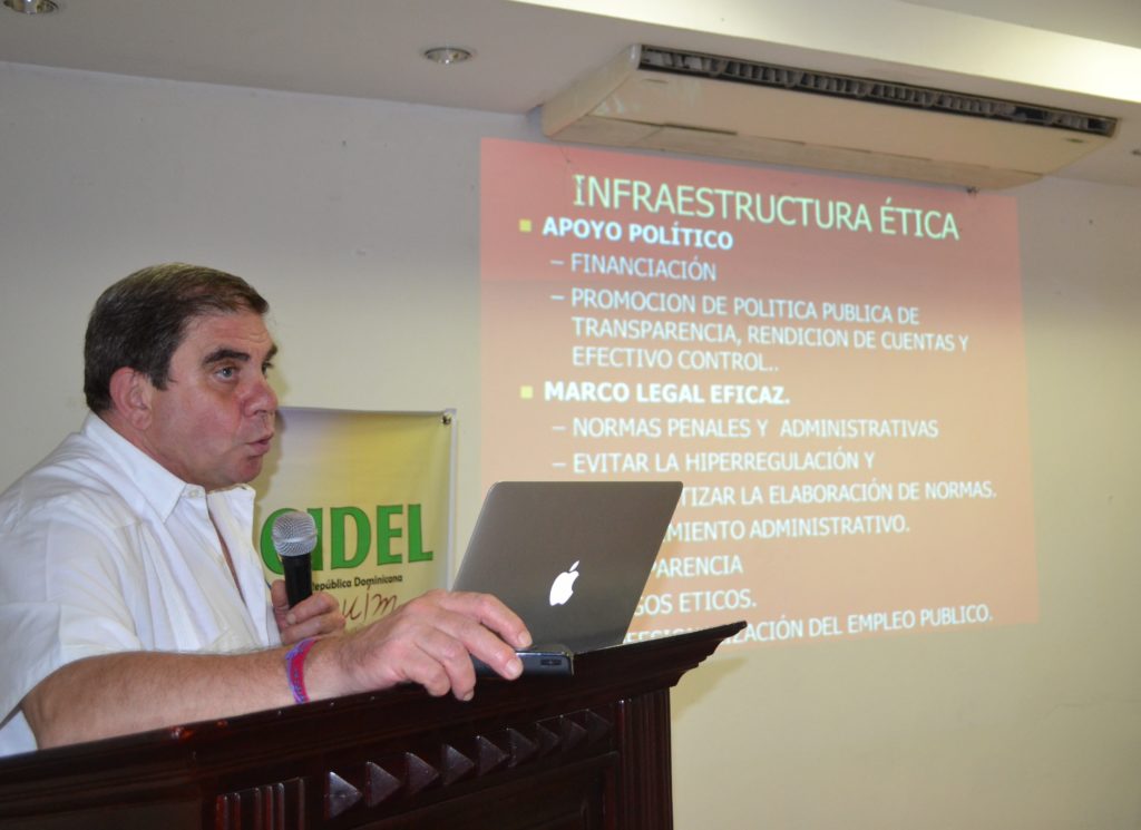 Experto español diserta sobre Ética y Corrupción en Iberoamérica Experto español diserta sobre Ética y Corrupción en Iberoamérica