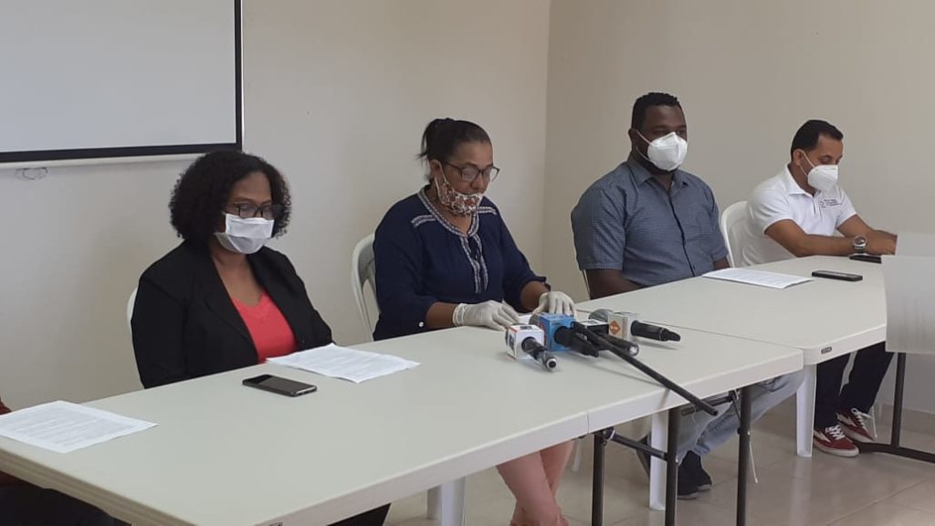 ADESA sugiere incrementar la inversión y mejorar el gasto en salud para reducir las muertes y los contagios por el Covid-19. ADESA sugiere incrementar la inversión y mejorar el gasto en salud para reducir las muertes y los contagios por el Covid-19.