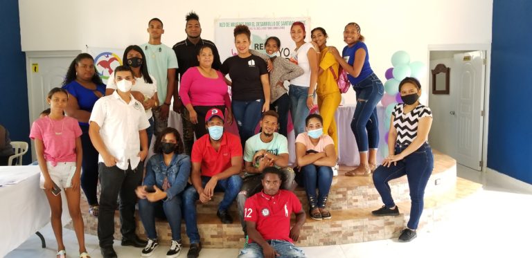 Jóvenes de Santiago Oeste finalizan su formación en activismo juvenil